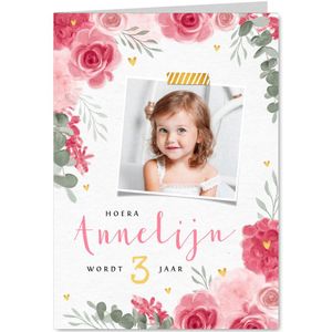 Uitnodiging kinderfeestje meisje bloemen hartjes goud