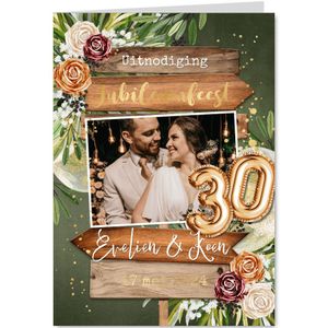 Feestelijke jubileumkaart 30 jaar getrouwd wegwijzer bloemen