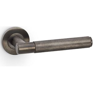Deurkruk Knurled 'Spitfire' - PVD Donker brons - Rond rozet Ø50mm
