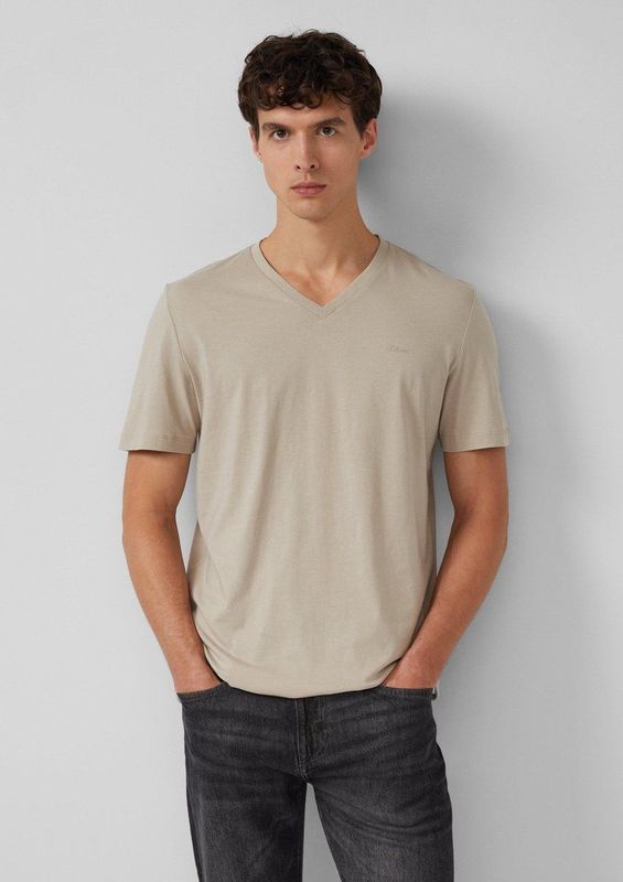 s.Oliver - Shirt - Beige - Kwartmouw - V-hals - Effen