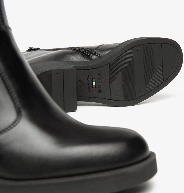 Nerogiardini Laarzen Zwart Handschoen Tr Ronda Light + - Streetwear - Vrouwen