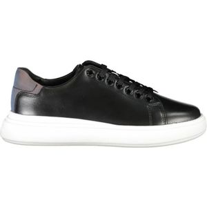 Calvin Klein - Veterschoenen - Zwart - Stijlvolle Sneakers met Contrastdetails