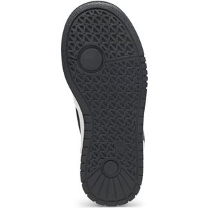 Kindersneakers van verschillende materialen met leer en gewaxt canvas