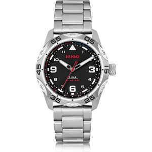 Horloge met zwarte wijzerplaat en geschakelde polsband van roestvrij staal