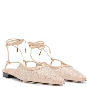 Muiltjes van mesh versierd met strassteentjes