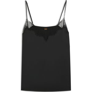 Hemdje van satijn met kanten details