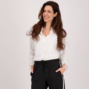 Blouse Serena | Porselein wit - Travelstof van Je m'appelle