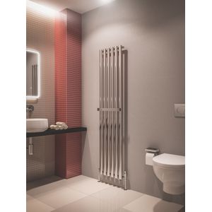 Eastbrook Tunstall handdoekbeugel verticale radiator 42cmm chroom