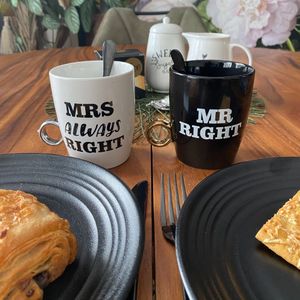 Porseleinen mokken Mr Right & Mrs Always Right - Wit en Zwart - koffiemok met tekst - Grappige mokken