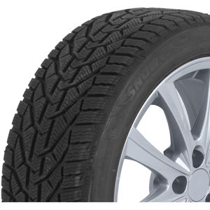 Winterband KORMORAN Snow 215/50R18 92V