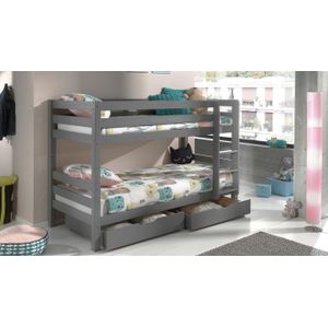 Deze pino-combinatie bestaat uit een witte pino halfhoogslaper met ladder en een pino set van 3 lade