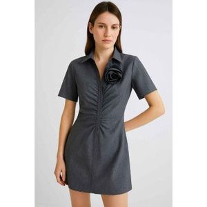 Marellavoor vrouwen. 2523226054200 Korte jurk met bloemenbroche Cappa grijs (38), Casual, Polyester, Korte mouwen