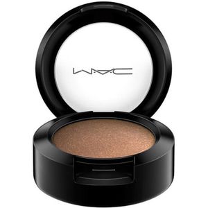 MAC Veluxe Pearl Eyeshadow Texture