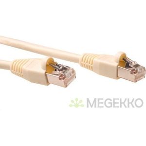ACT Ivoor 10 meter SF/UTP CAT5E patchkabel snagless met RJ45 connectoren