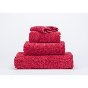 Abyss & Habidecor Super Pile Handdoek 60x110 579 viva magenta