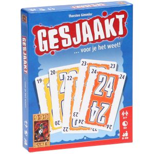 999 Games Gesjaakt - Eenvoudig kaartspel voor 3-7 spelers vanaf 8 jaar - Nu met vernieuwd artwork!