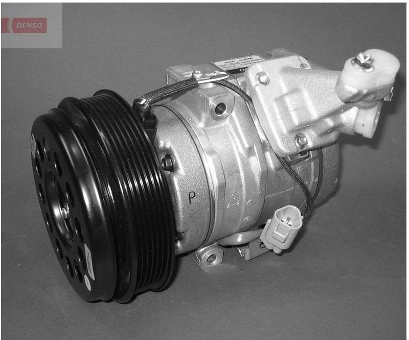 Toyota - DCP50030 - Compressor - Airconditioning - Met Magneetkoppeling - 12 Volt