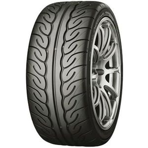 Yokohama Ad08rs  235/45 R17 94W