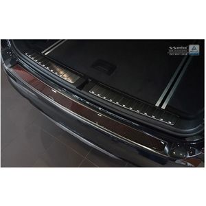 Rvs Bumper Beschermer Passend Voor 'Deluxe' Bmw  F25 2014-2017 Zwart/Rood-Zwart Carbon Bmw Avisa Av 244043