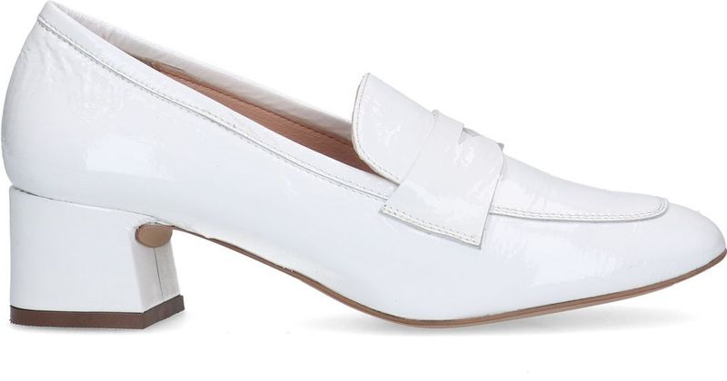 Witte lakleren pumps