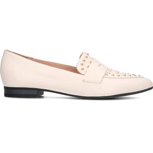 Witte leren loafers met goudkleurige studs