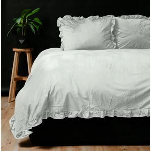 Velvet Ruffles Cappuccino Wit