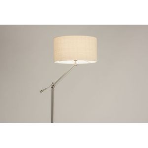 Staande schemerlamp met beige linnen lampenkap