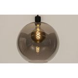 Zwarte hanglamp met bol van rookglas en prachtige zwarte fitting met mesh patroon