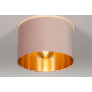 Sfeervolle plafondlamp in een trendy kleurencombinatie; roze / goud.