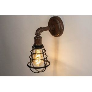 Vintage wandlamp met korf in roestbruine kleur geschikt voor led.