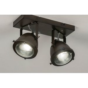 Stoere, plafondlamp / wandlamp voorzien van twee spots uitgevoerd in de kleur bruin / zwart.
