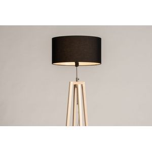 Blankhouten vloerlamp Tripod met ronde stoffen zwarte kap