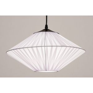 Stoffen, lichtgewicht hanglamp in witte kleur, geschikt voor led verlichting.