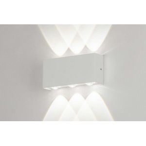 Witte up-down wandlamp voor binnen, buiten en de badkamer IP54