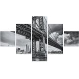 Schilderij - Manhattan Bridge in New York City, Zwart/wit, Premium Print