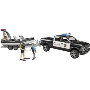 Bruder Dodge RAM 2500 Politie Pick Up met Boot en 2 Speelfiguren