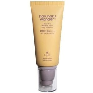 Haruharu Wonder Black Rice Moisture Airyfit Daily Sunscreen 50ml