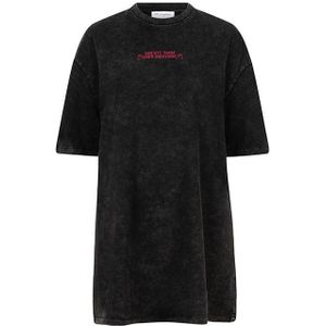 Lofty Manner - Roxy Qe203 - T-shirt Jurk - Zwart