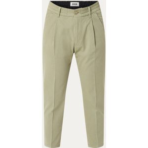 DRYKORN Chasy tapered fit cropped chino met steekzakken