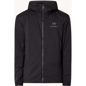 Arc'teryx Atom LT lichtgewicht jack met capuchon en ritszakken