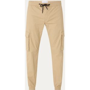 Calvin Klein Tapered fit cargobroek met klepzakken en logo