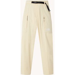 The North Face TNF x Yinka Ilori tapered fit broek met ceintuur