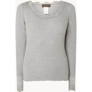 Rosemunde Longsleeve in zijdeblend met structuur en details van kant