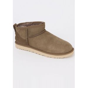 UGG Classic Ultra Mini enkellaars van suède