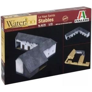 Italeri: Model Stallen, Waterloo (200 jaar) bij Haye Sainte - 1:72