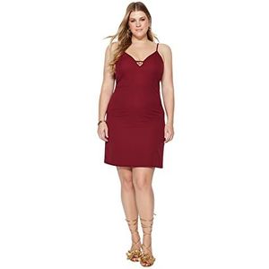 TRENDYOL Dames Women Fitted Woven Plus Size Dress Mini Skater getailleerde, geweven jurk in oversized, bordeaux, 44