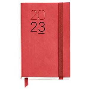 Miquelrius - Jaarplanner 2023 – dagpagina – passport afmetingen 90 x 140 mm – flexibele cover van kunstleer genaaid – Spaans, Engels en Portugees – rood