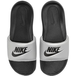 Nike Victori One sneakers voor dames, Zwart Zwart Zwart Metallic Zilver, 35.5 EU