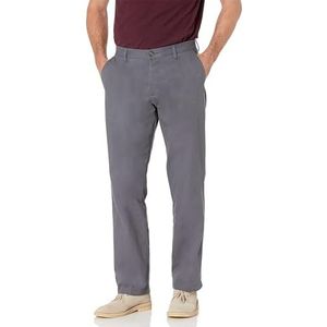 Amazon Essentials Klassieke pasvorm kreukbestendige chino-broek met platte voorkant voor heren (verkrijgbaar in groot en lang), grijs, 44W x 28L