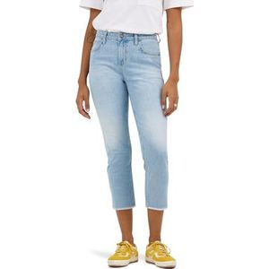 Lee Women's Legendary 23"" Capri Jean, Lunar Light